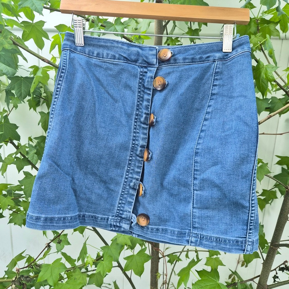 Free People Blue Denim Button Front Mini Skirt Sz M Wash High Waist Boho A-Line